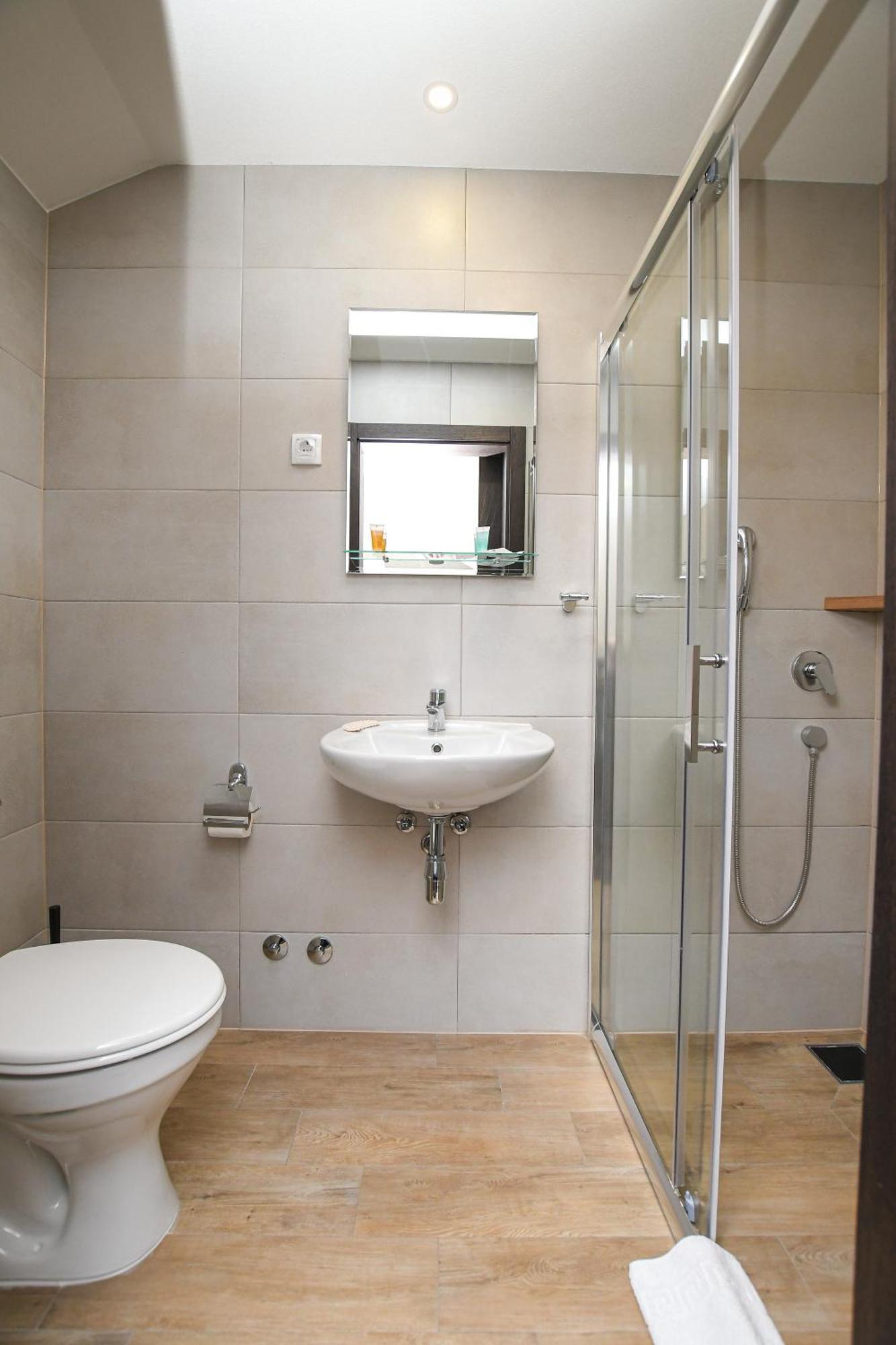 Atrijum Apartments And Rooms Кладово Екстериор снимка