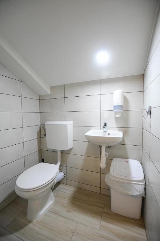 Atrijum Apartments And Rooms Кладово Екстериор снимка
