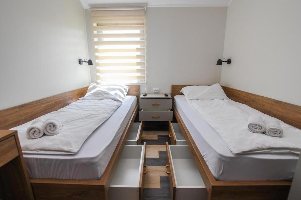 Atrijum Apartments And Rooms Кладово Екстериор снимка