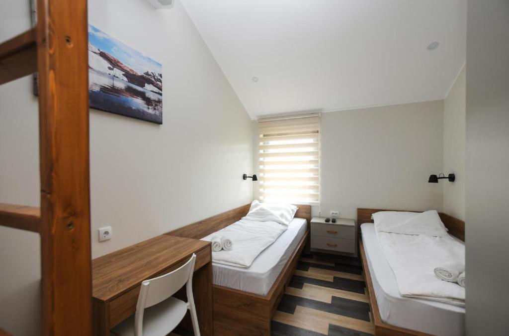 Atrijum Apartments And Rooms Кладово Екстериор снимка